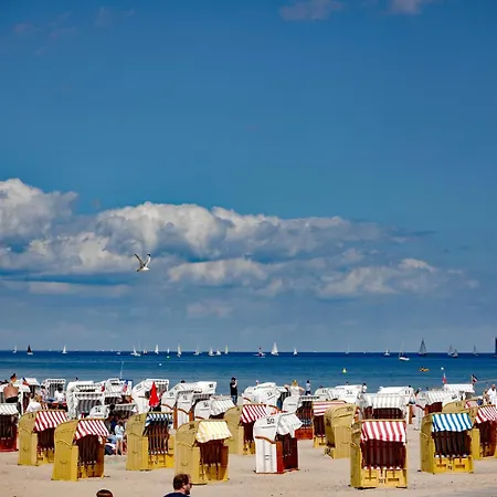 Wind Und Meer, 3-zimmer Ecksuite In Der Maritim Residenz Travemuende *