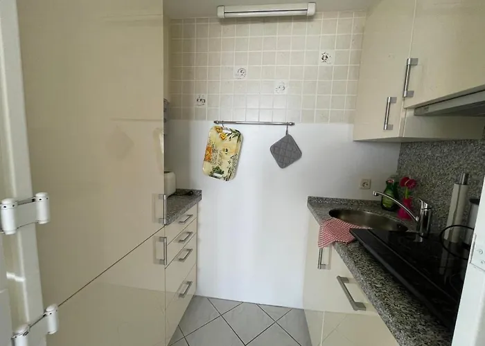 Wind Und Meer, 3-zimmer Ecksuite In Der Maritim Residenz Travemuende * Lübeck